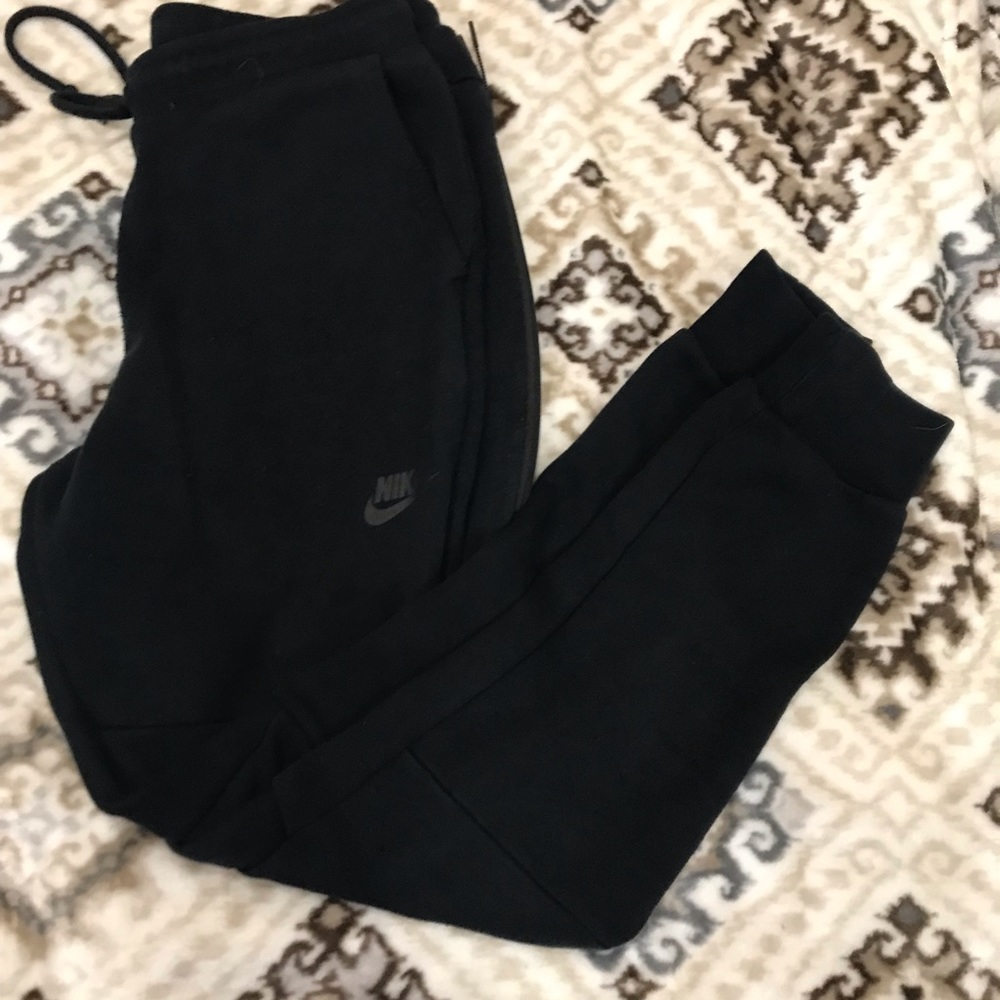Nike running sweats